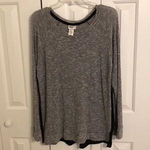 Page VI top size L black and grey